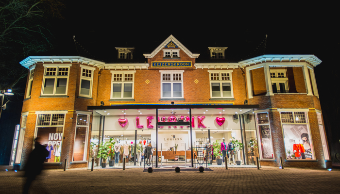 Store Image